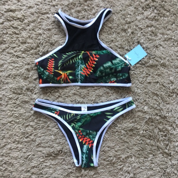 Cupshe tropical bikini size small - Picture 2 of 6